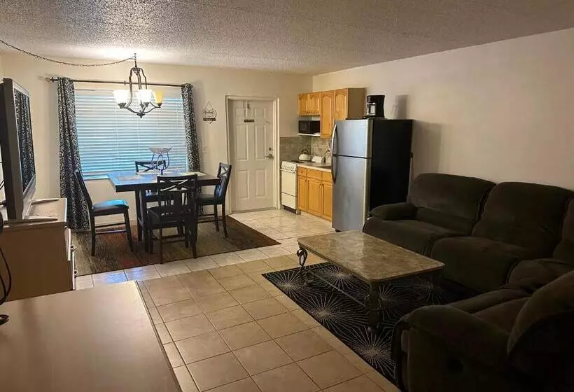 호텔 The Floridian Inn