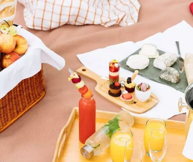 Отель The St. Regis Beijing