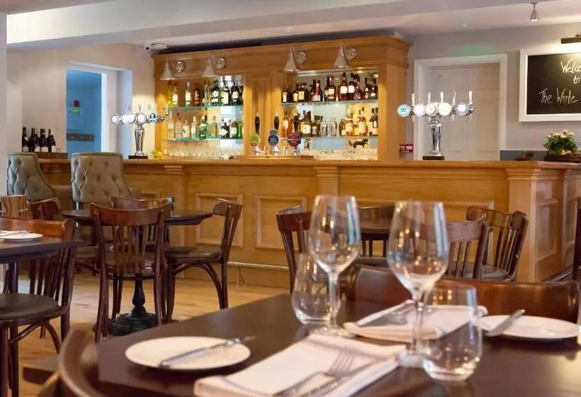 Отель The White Horse Inn
