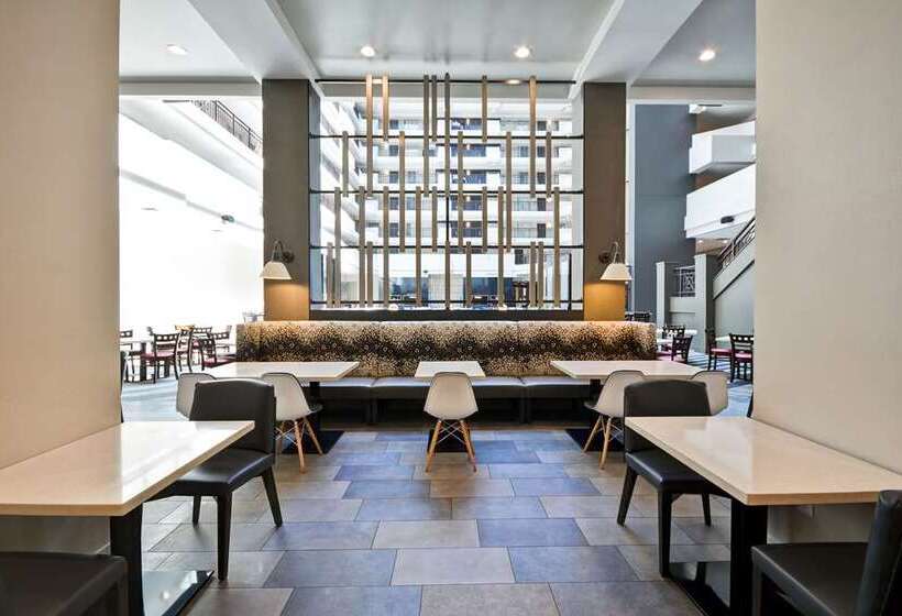 Embassy Suites Hotel Charlotte