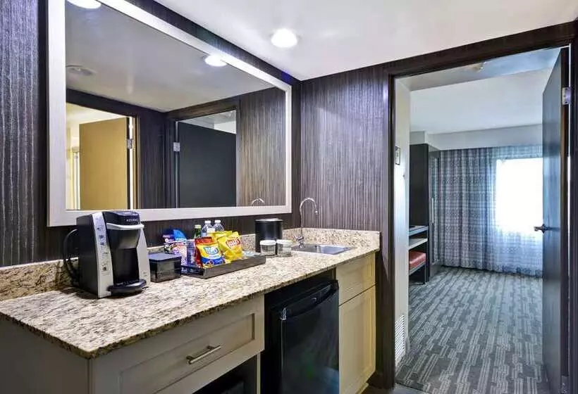 Embassy Suites Hotel Charlotte