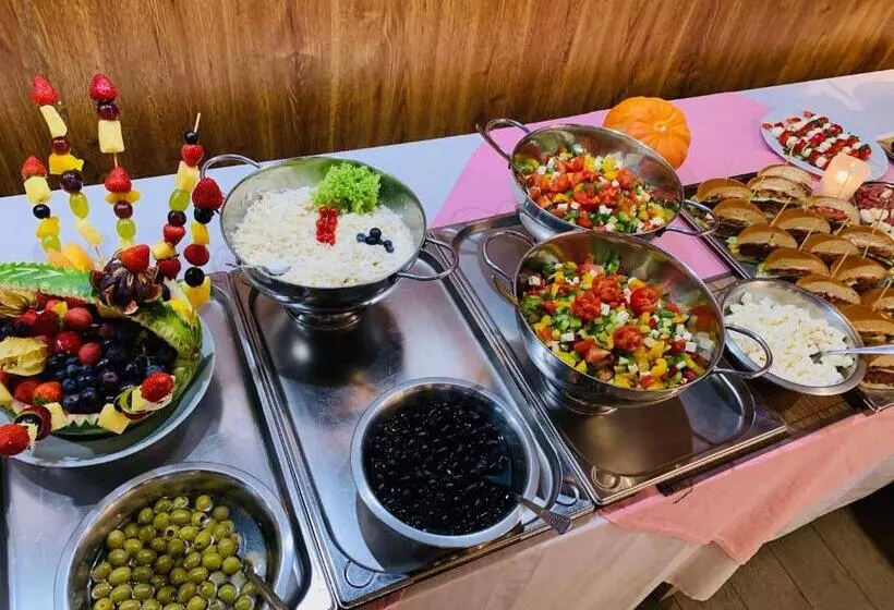 Horský Hotel Jelenovská S Bazénem V Ceně