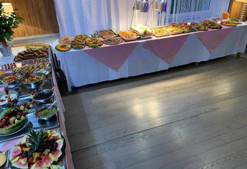 Horský Hotel Jelenovská S Bazénem V Ceně