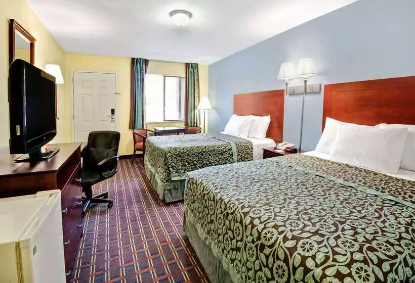 Отель Days Inn By Wyndham Albuquerque West