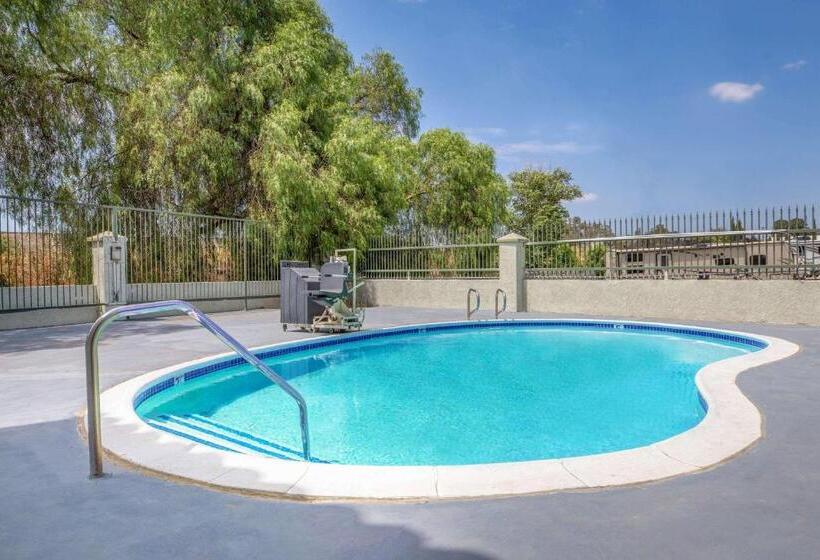 ホテル Days Inn By Wyndham Banning Casino/outlet Mall