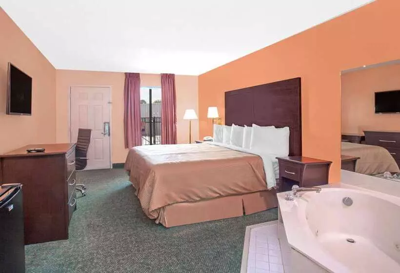 酒店 Days Inn By Wyndham Moulton