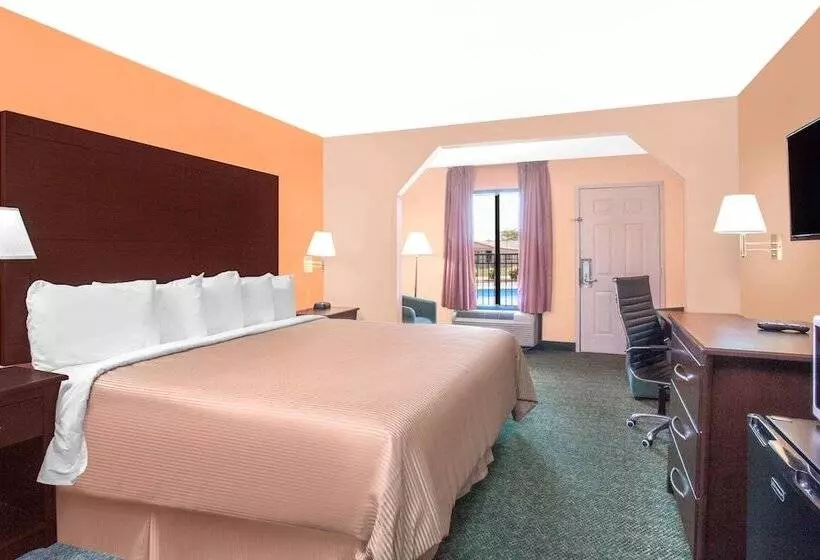 酒店 Days Inn By Wyndham Moulton