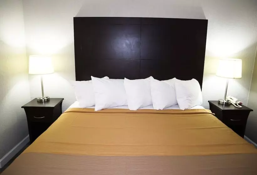 酒店 Days Inn By Wyndham Moulton