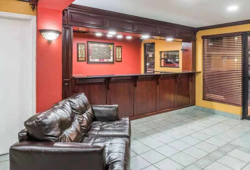 호텔 Days Inn By Wyndham St. Robert Waynesville/ft. Leonard Wood