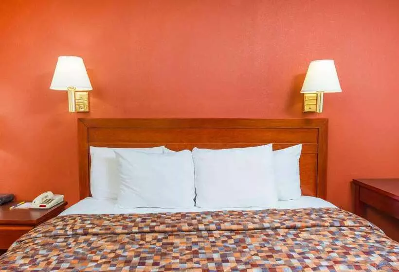 호텔 Days Inn By Wyndham St. Robert Waynesville/ft. Leonard Wood