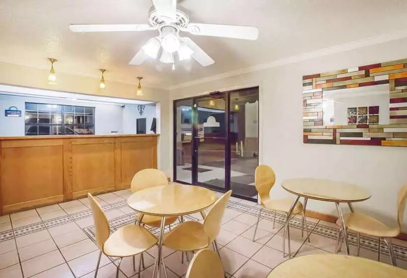 호텔 Days Inn By Wyndham Tallulah