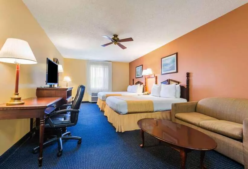 בית מלון כפרי Days Inn By Wyndham Troy