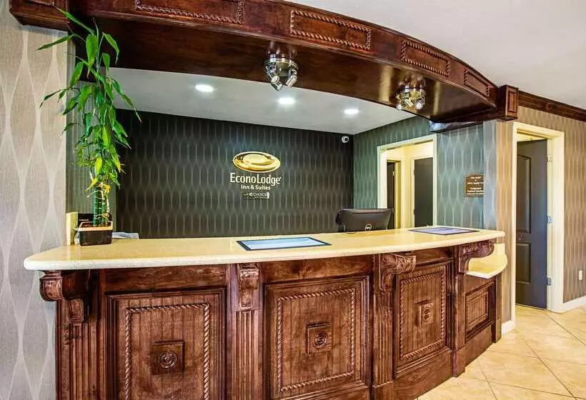 هتل Super 8 By Wyndham Jackson Ms