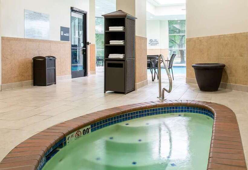 هتل Embassy Suites By Hilton Seattle Tacoma International Airport