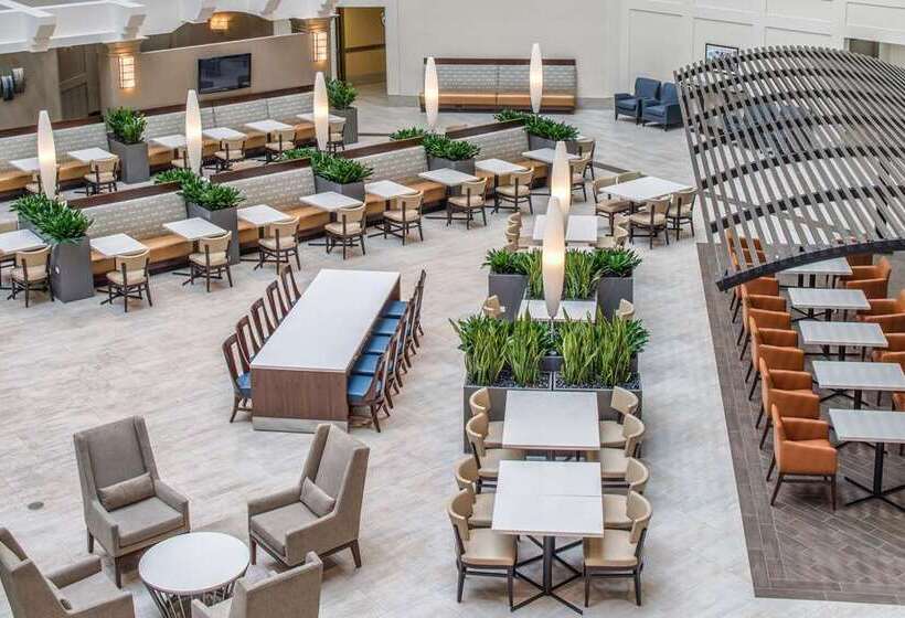 هتل Embassy Suites By Hilton Seattle Tacoma International Airport