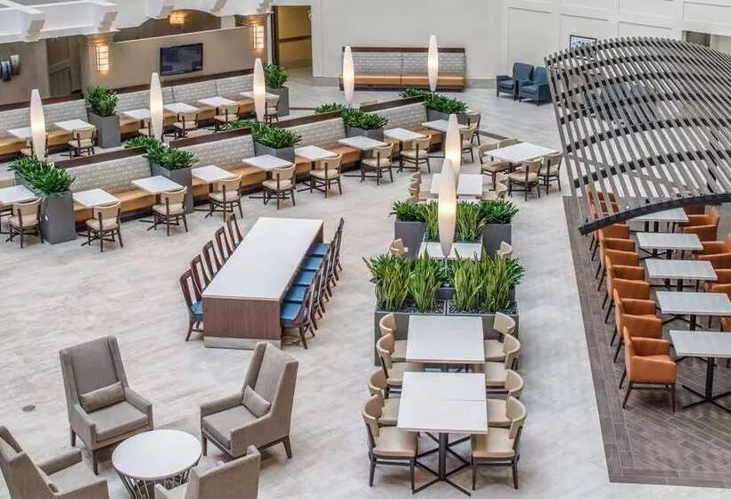 בית מלון כפרי Embassy Suites By Hilton Seattle Tacoma International Airport