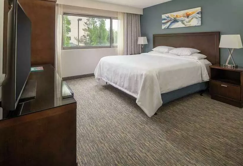 בית מלון כפרי Embassy Suites By Hilton Seattle Tacoma International Airport