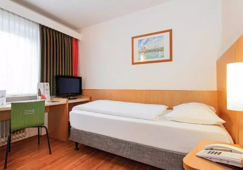 Hotel Ibis Saarbrücken City