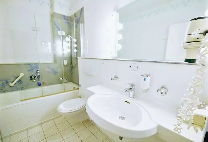 ホテル Jugendstil