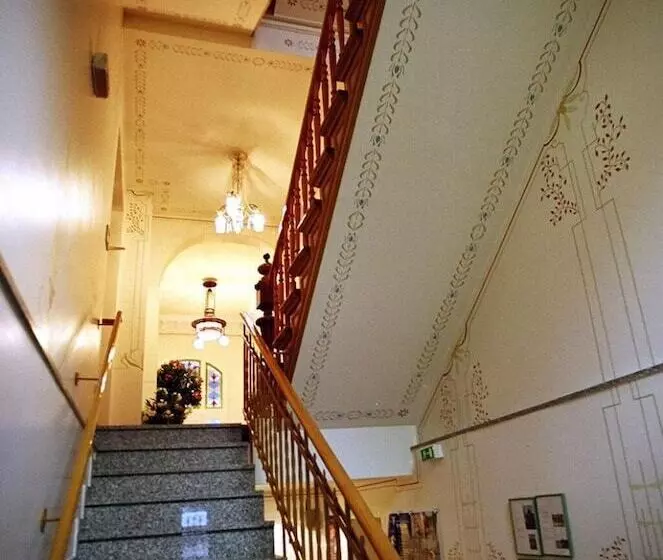 ホテル Jugendstil