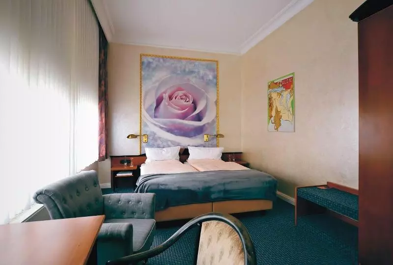 ホテル Jugendstil