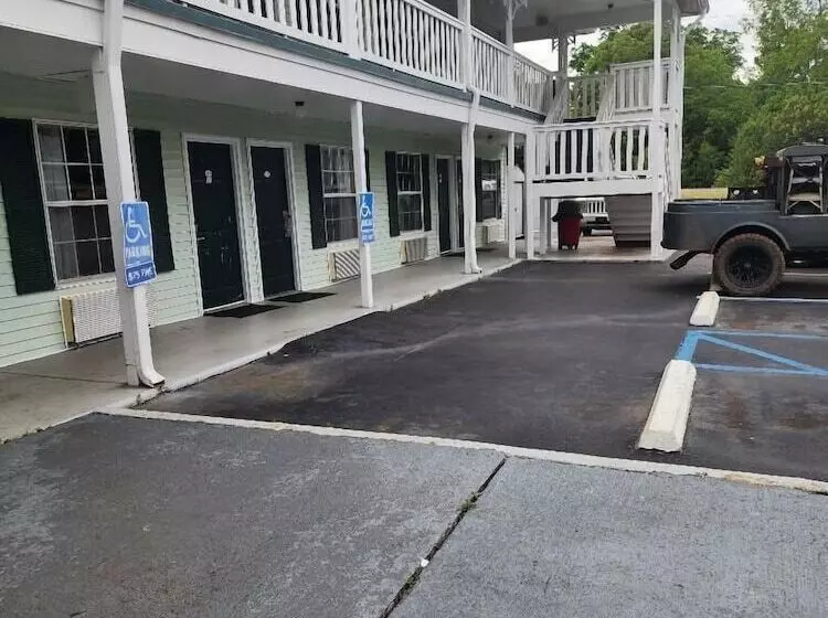 Отель Key West Inn   Clanton