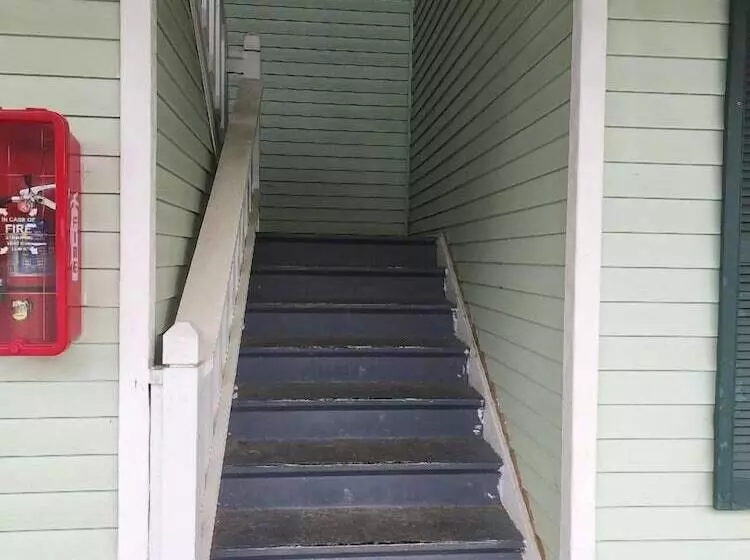 Отель Key West Inn   Clanton