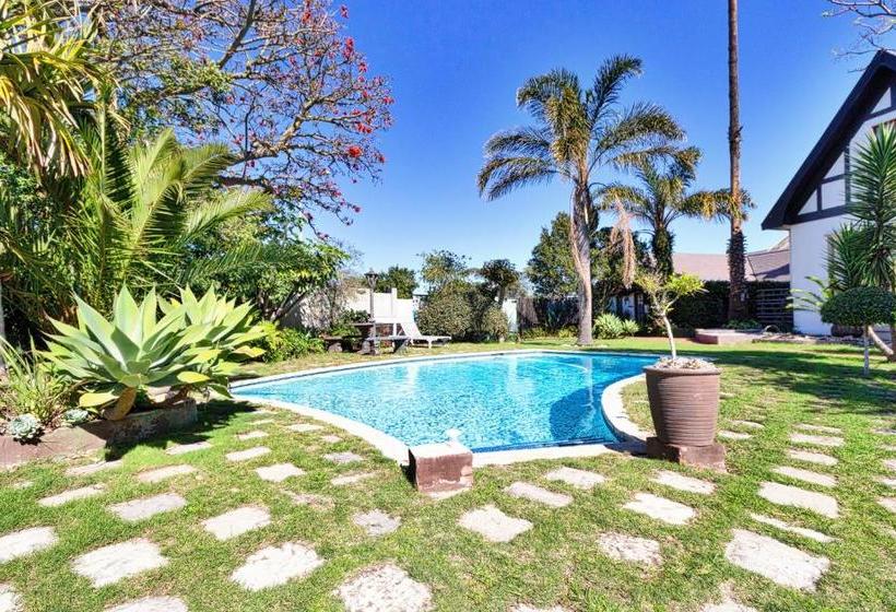 בית מלון כפרי King George S Guest House