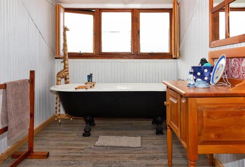 בית מלון כפרי King George S Guest House