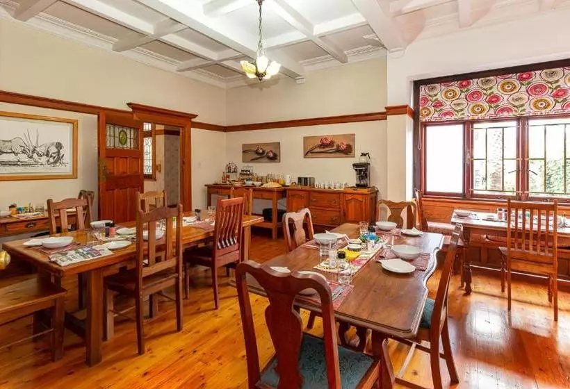 호텔 King George S Guest House