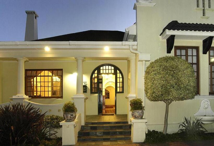 בית מלון כפרי King George S Guest House