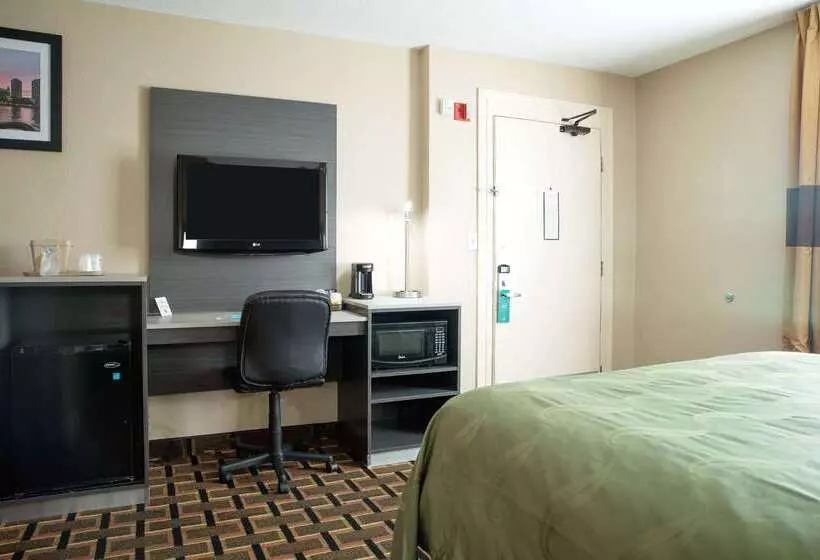 Отель Quality Inn Raynham  Taunton