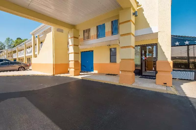 Отель Rodeway Inn Augusta West   Fort Eisenhower