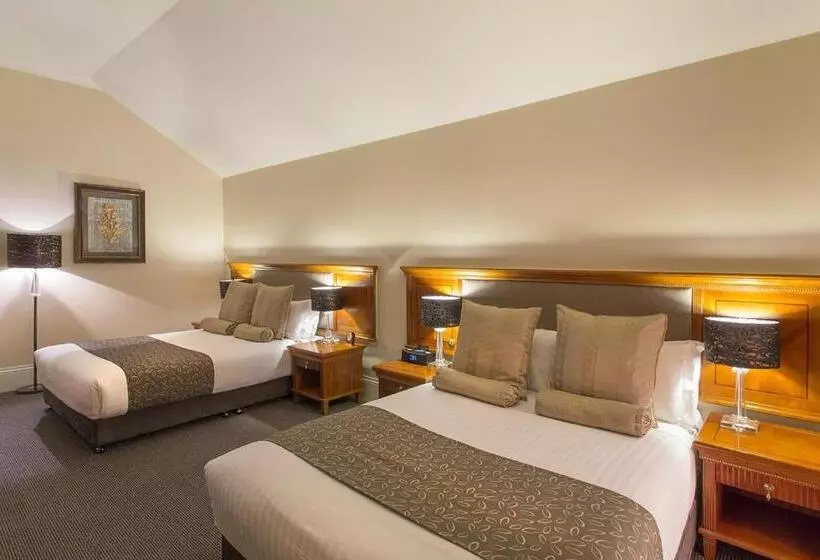 The Grand Hotel Launceston