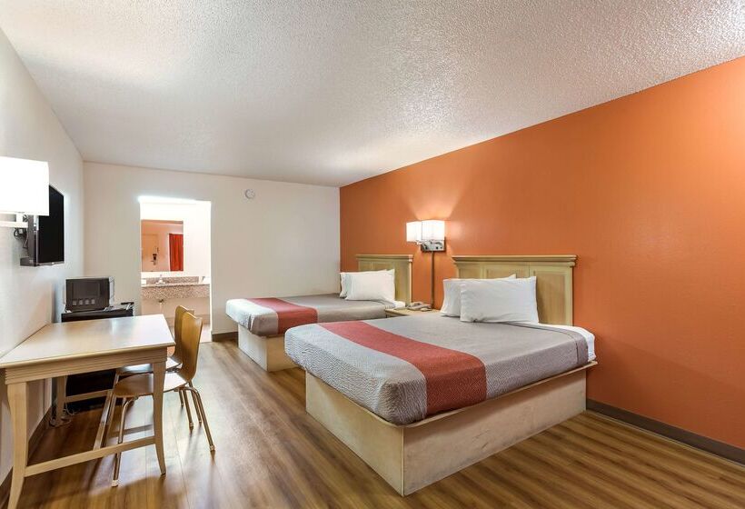 Motel 6 Macclenny, Fl