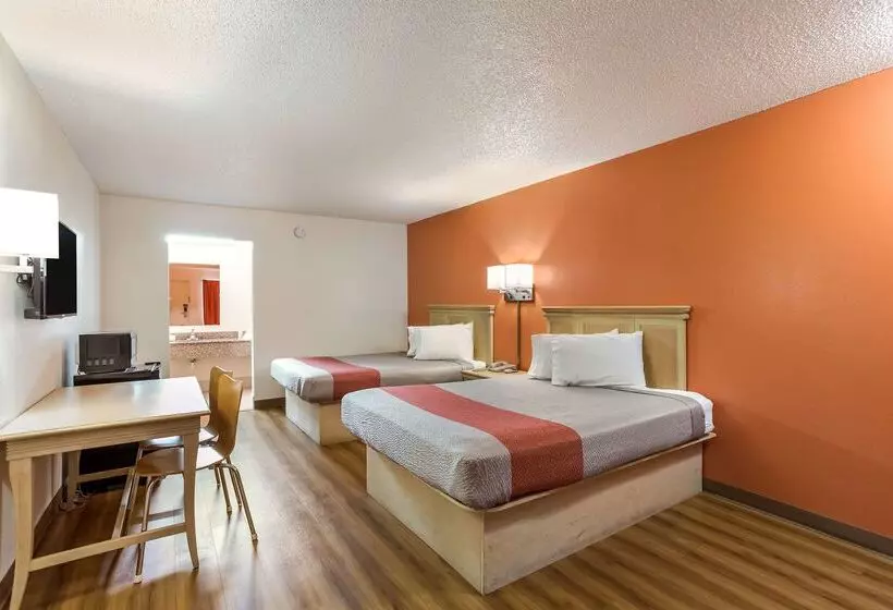 Motel 6 Macclenny, Fl