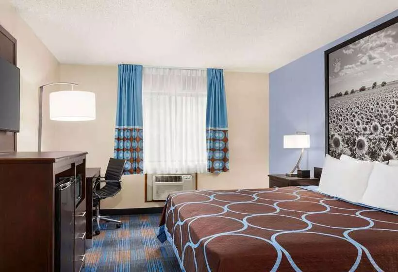 汽车旅馆  Super 8 By Wyndham Lenexa Overland Park Area/mall Area