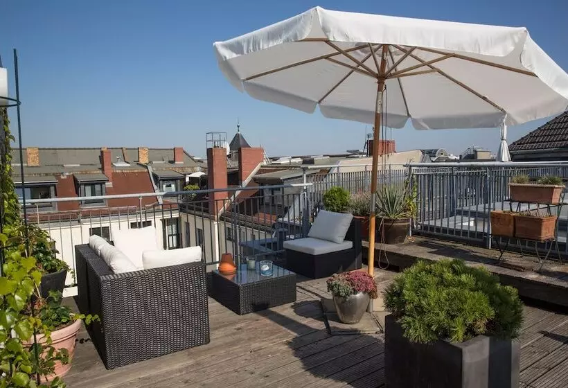 هتل Art Nouveau Am Kurfürstendamm