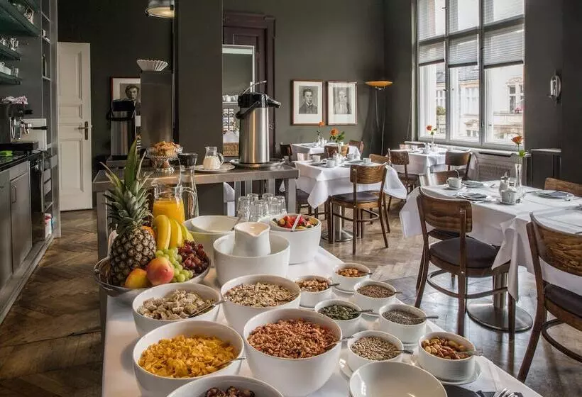 هتل Art Nouveau Am Kurfürstendamm