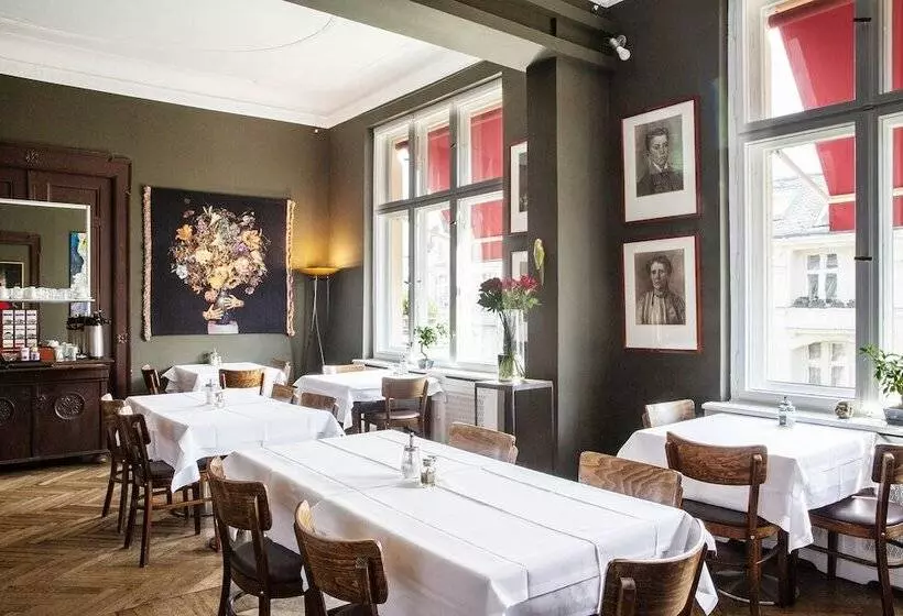 هتل Art Nouveau Am Kurfürstendamm