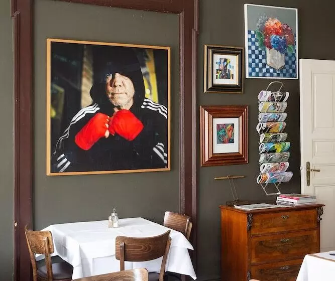 هتل Art Nouveau Am Kurfürstendamm