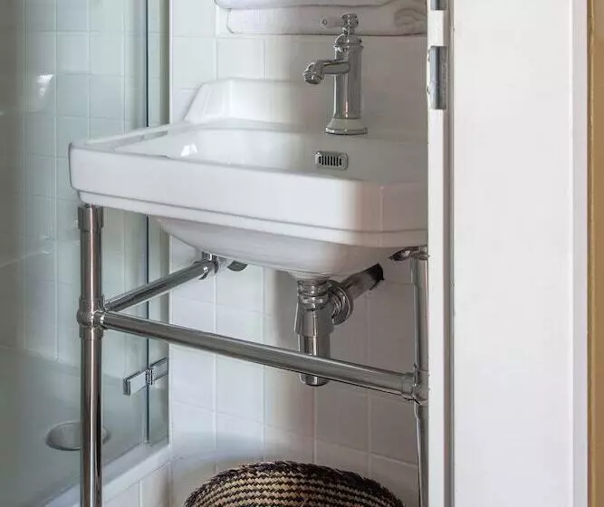 هتل Art Nouveau Am Kurfürstendamm