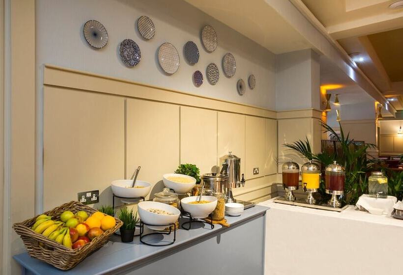 Bonnington Hotel & Leisure Centre