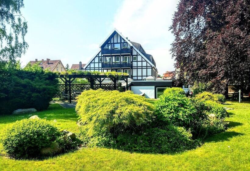 Отель Braunschweiger Hof