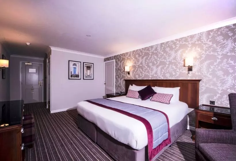 Hotel Doubletree By Hilton Cheltenham Cotswolds