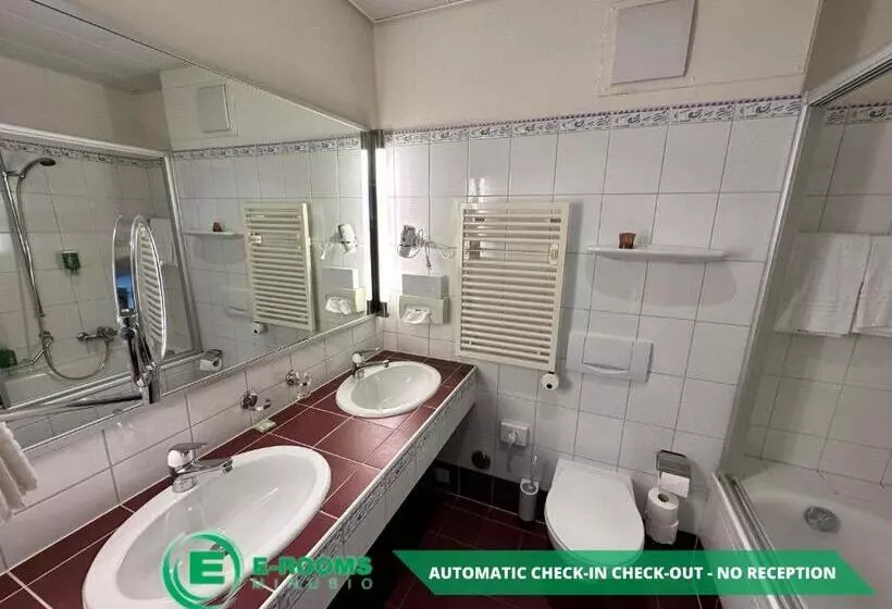 فندق Erooms Minusio