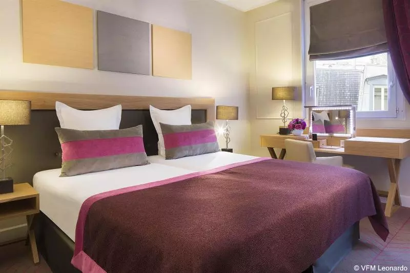 ホテル Hôtel Galileo Champs Elysées