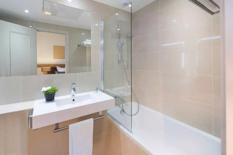 ホテル Hôtel Galileo Champs Elysées
