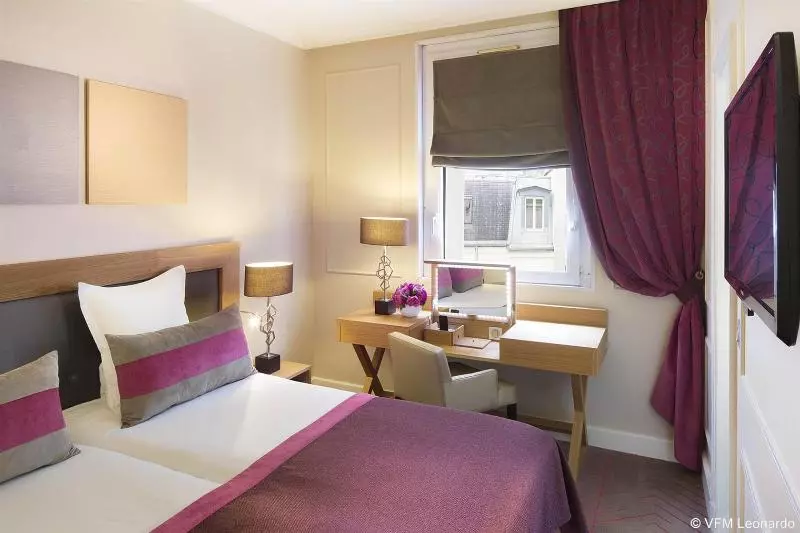 ホテル Hôtel Galileo Champs Elysées