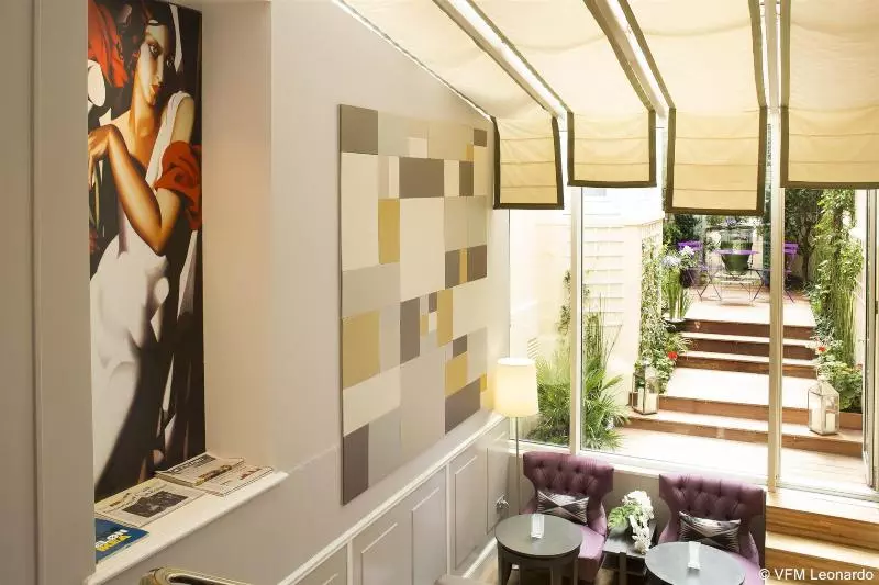 ホテル Hôtel Galileo Champs Elysées